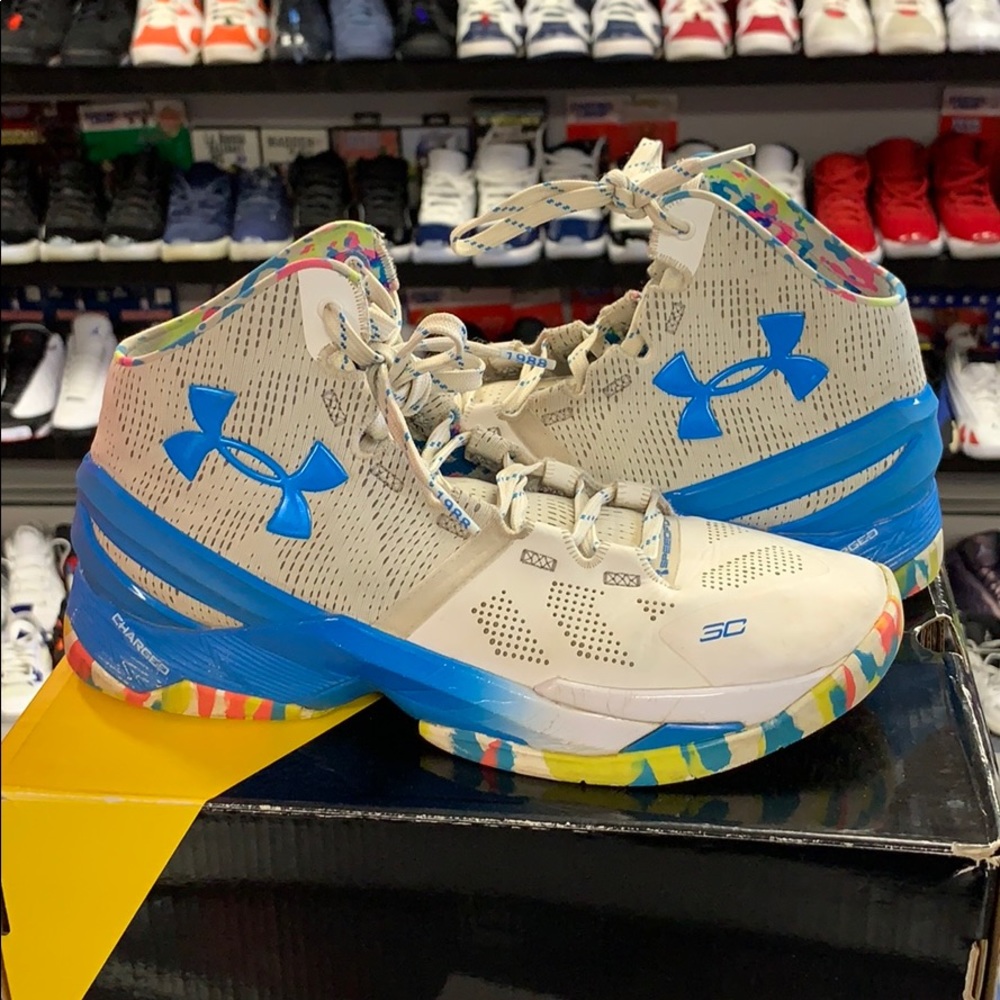 Under Armour size 7.5 curry 2 surprise party